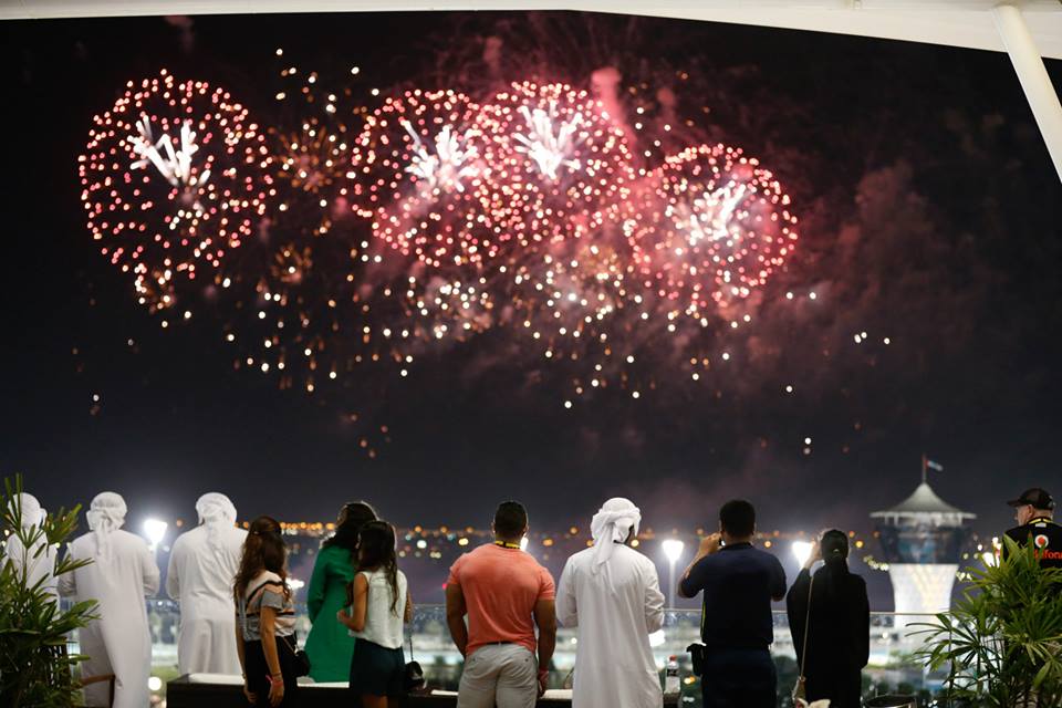 F1 Abu Dhabi ends with a bang